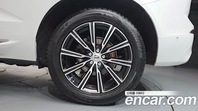 Volvo XC60 (II) D4 Inscription 2018 — фото 21