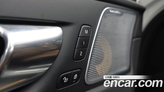 Volvo XC60 (II) D4 Inscription 2018 — фото 28