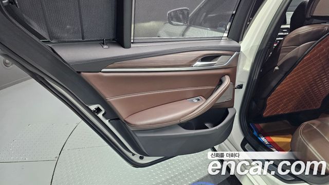 BMW 5 Series (G30) 530i M Sport Package Plus 2020 — фото 25
