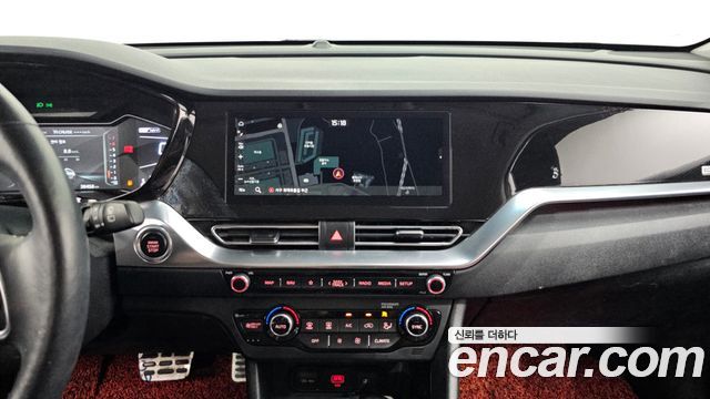 Kia Niro 1.6 HEV Noblesse Special 2021 — фото 13