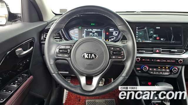 Kia Niro 1.6 HEV Noblesse Special 2021 — фото 14