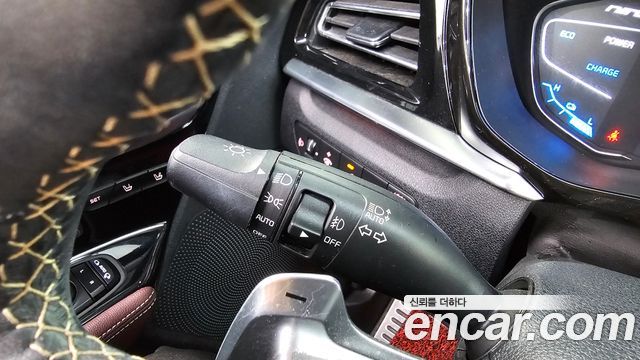Kia Niro 1.6 HEV Noblesse Special 2021 — фото 30
