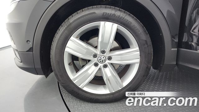 Volkswagen Tiguan (II) 2.0 TDI 4Motion Prestige 2020 — фото 5