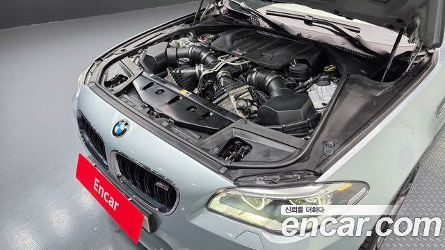 BMW M5 (F10) M5 Sedan 2016 — фото 6