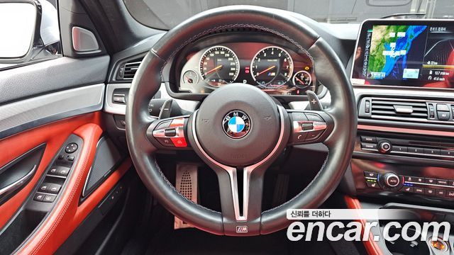 BMW M5 (F10) M5 Sedan 2016 — фото 16