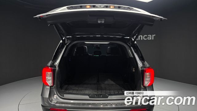 Ford Explorer (VI) 2.3 LimIted 4WD 2021 — фото 20