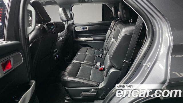 Ford Explorer (VI) 2.3 LimIted 4WD 2021 — фото 26