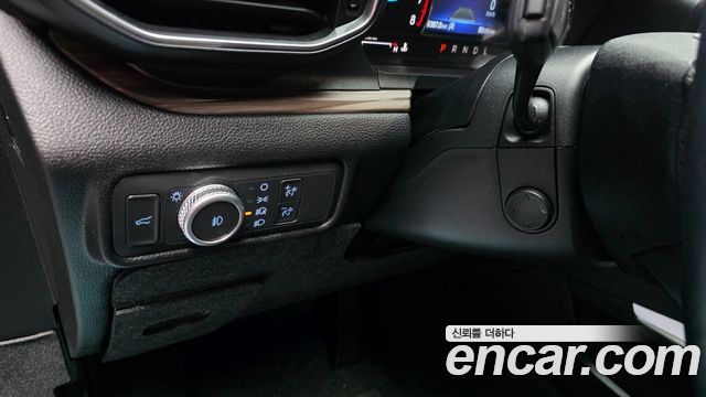 Ford Explorer (VI) 2.3 LimIted 4WD 2021 — фото 31