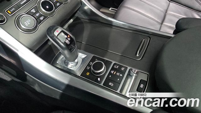 Land Rover Range Rover Sport (II) 3.0 SDV6 HSE Dynamic 2014 — фото 9