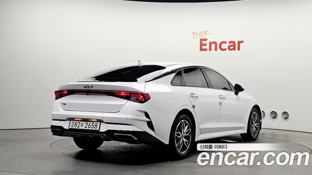 Kia K5 (III) 2.0 Trendy 2022 — фото 2