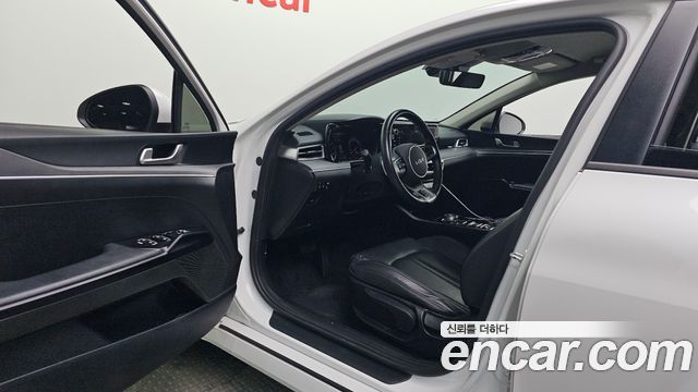 Kia K5 (III) 2.0 Trendy 2022 — фото 10