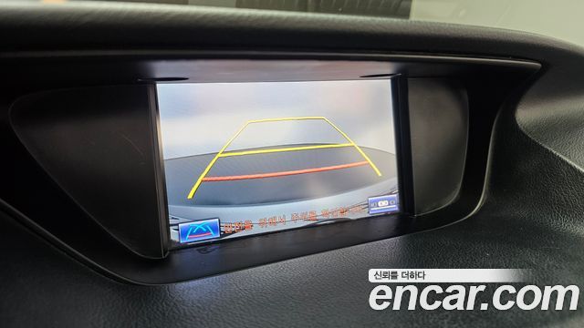 Lexus ES300h Supreme XV60 2013 — фото 15