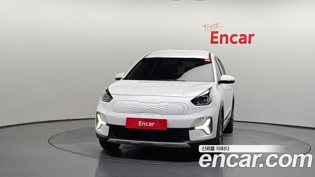 Kia Niro Plus Earth 2023 — фото 3