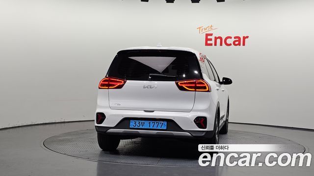 Kia Niro Plus Earth 2023 — фото 4