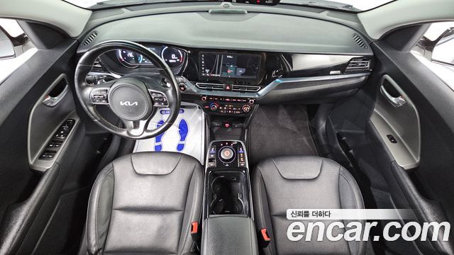 Kia Niro Plus Earth 2023 — фото 7