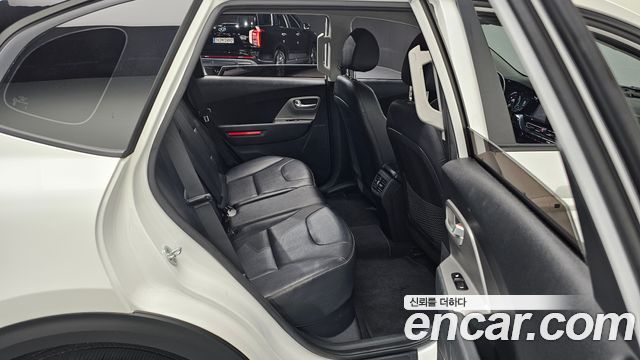 Kia Niro Plus Earth 2023 — фото 12