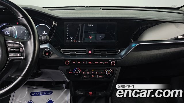 Kia Niro Plus Earth 2023 — фото 17