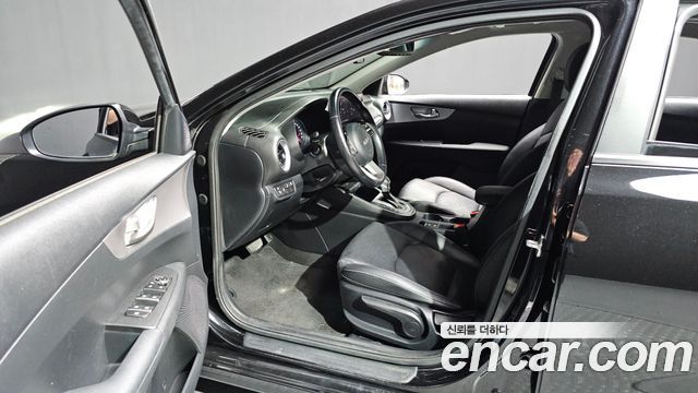 Kia K3 (II) 1.6 Prestige 2022 — фото 10