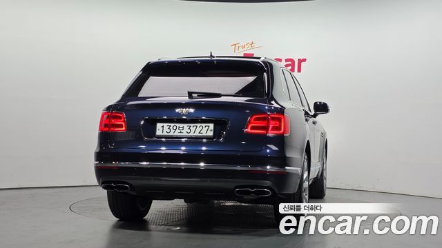 Bentley Bentayga 4.0 V8 2019 — фото 4