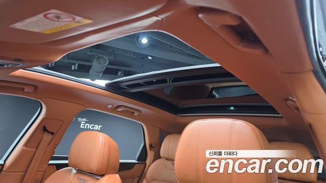 Bentley Bentayga 4.0 V8 2019 — фото 16