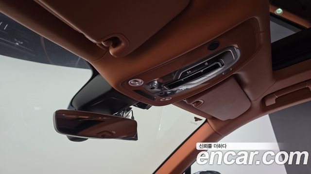 Bentley Bentayga 4.0 V8 2019 — фото 20