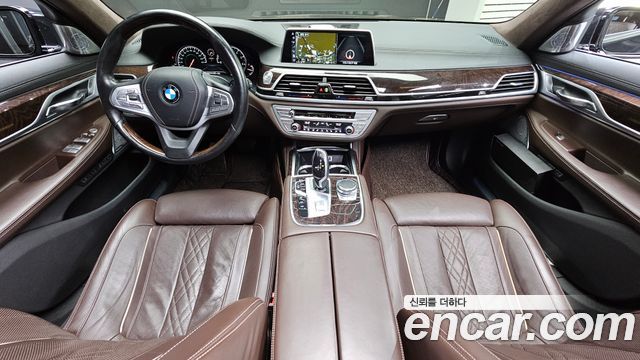 BMW 7 Series (G11) 750Li xDrive 2017 — фото 7