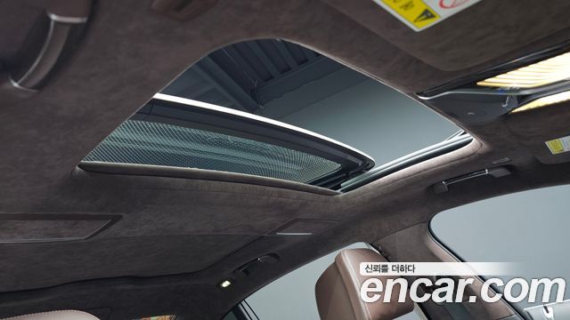 BMW 7 Series (G11) 750Li xDrive 2017 — фото 19