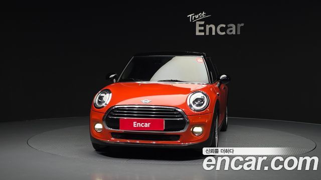 MINI Cooper 5Door Standard 3rd 2019 — фото 3