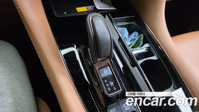Toyota Alphard (IV) 2.5 HEV Executive AWD 2025 — фото 9