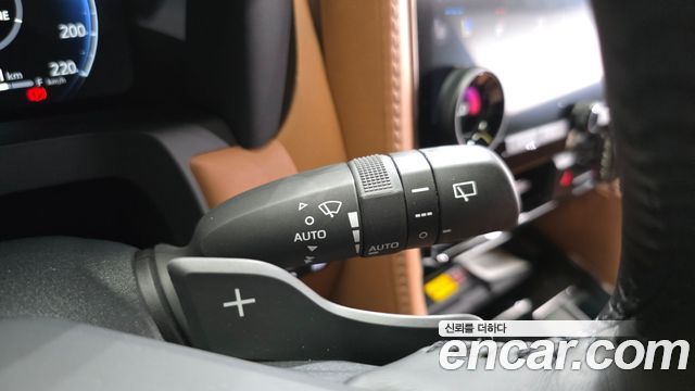 Toyota Alphard (IV) 2.5 HEV Executive AWD 2025 — фото 13
