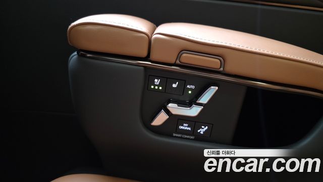 Toyota Alphard (IV) 2.5 HEV Executive AWD 2025 — фото 19