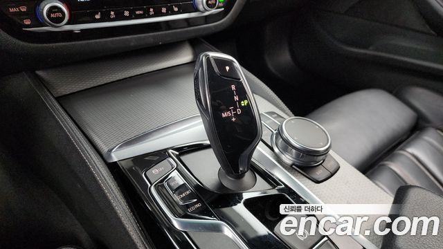 BMW 5 Series (G30) 530i M Sport Package 2018 — фото 9