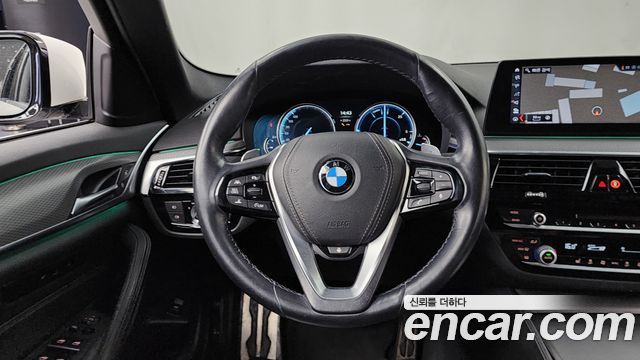 BMW 5 Series (G30) 530i M Sport Package 2018 — фото 13