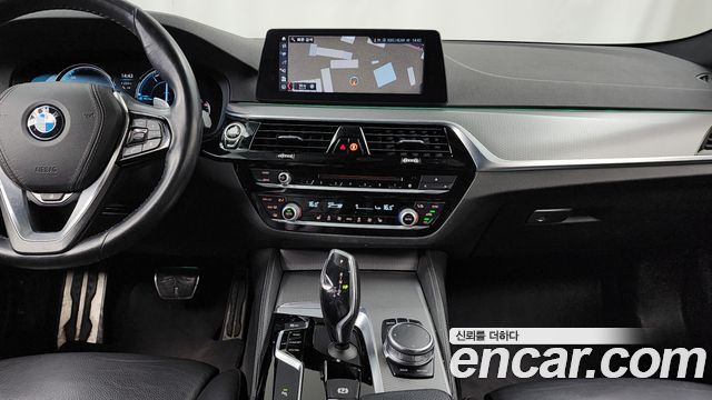 BMW 5 Series (G30) 530i M Sport Package 2018 — фото 14