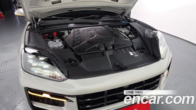 Porsche Cayenne (PO536) 4.0 GTS Coupe 2025 — фото 6