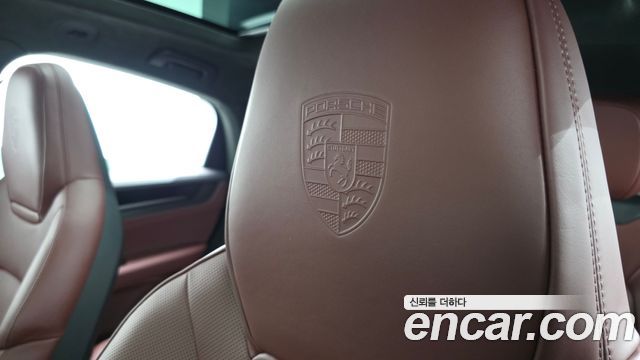 Porsche Cayenne (PO536) 4.0 GTS Coupe 2025 — фото 19
