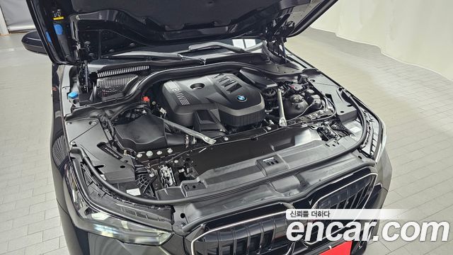 BMW 5 Series (G60) 530i xDrive M Sport Pro Special Edition 2026 — фото 6