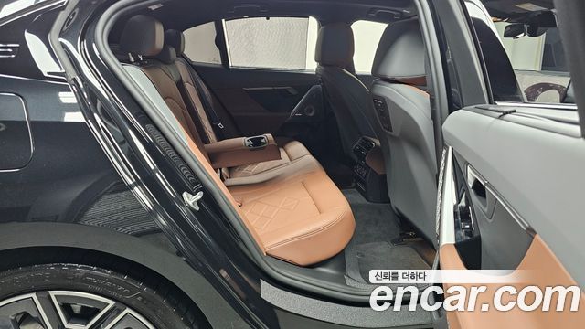 BMW 5 Series (G60) 530i xDrive M Sport Pro Special Edition 2026 — фото 15