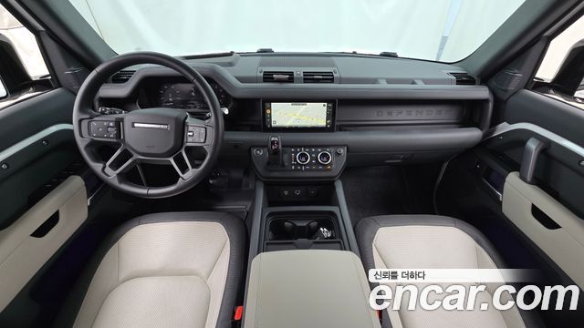Land Rover Defender (L663) 110 P300 X-Dynamic SE 2024 — фото 7