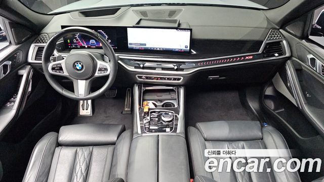 BMW X6 (G06) xDrive40i M Sport 2024 — фото 7