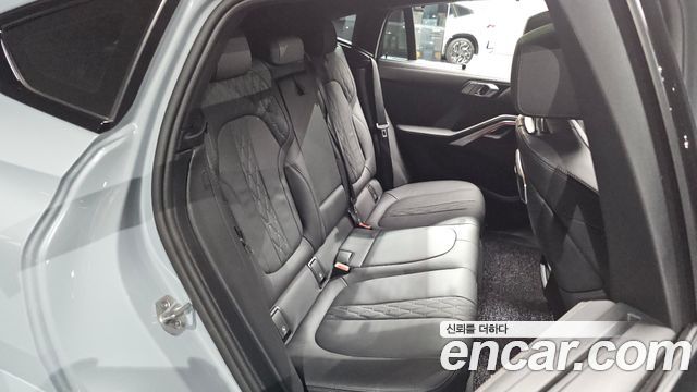 BMW X6 (G06) xDrive40i M Sport 2024 — фото 15