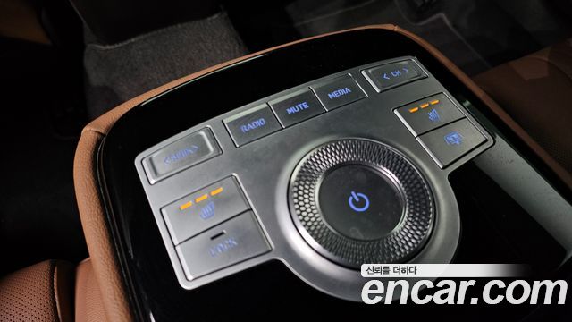 Genesis G80 (RG3) Gasoline 2.5 Turbo AWD 2022 — фото 20
