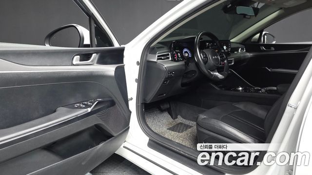 Kia K5 (III) 2.0 Prestige 2022 — фото 10