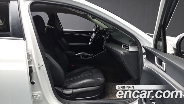 Kia K5 (III) 2.0 Prestige 2022 — фото 11