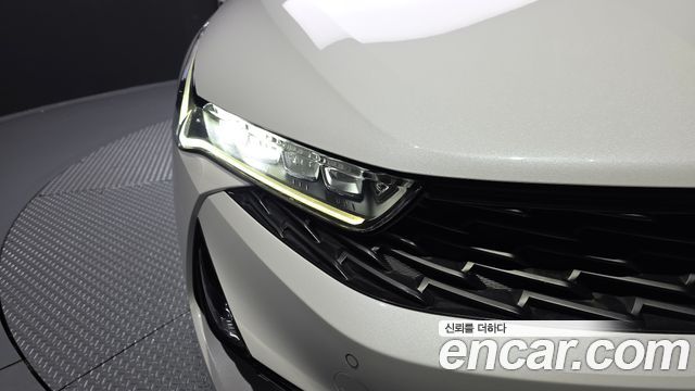 Kia K5 (III) 2.0 Prestige 2022 — фото 22