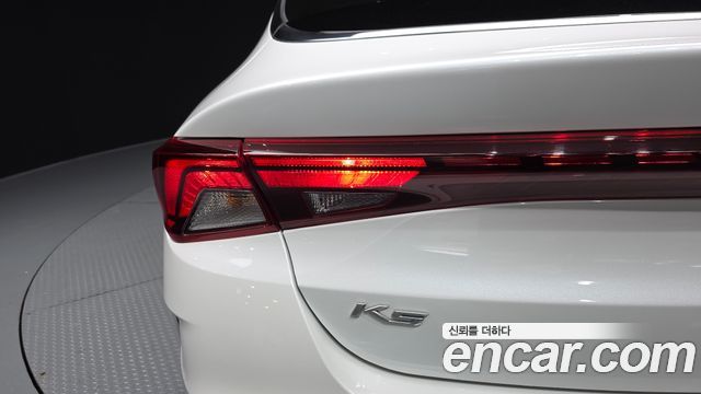 Kia K5 (III) 2.0 Prestige 2022 — фото 23