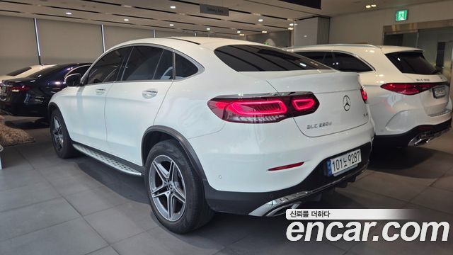 Mercedes-Benz GLC-Class (X253) GLC220 d 4MATIC Coupe 2023 — фото 4