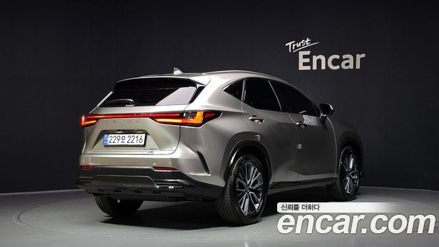 Lexus NX350h (II) Luxury 2025 — фото 2