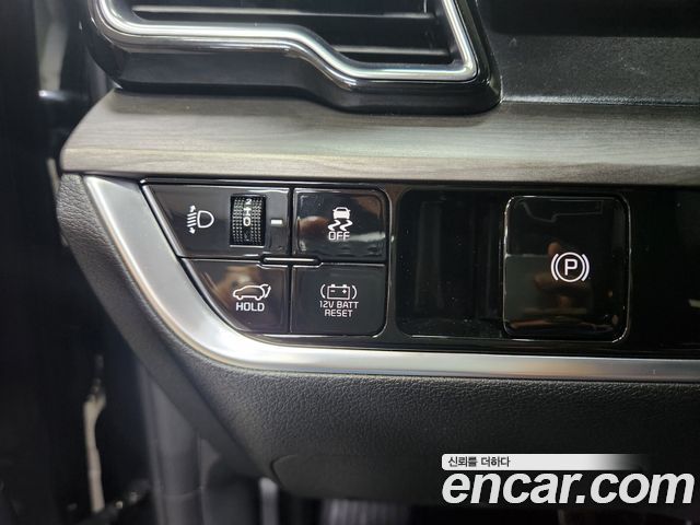 Kia Sportage Hybrid (V) Signature Gravity 2WD 2023 — фото 10