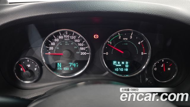 Jeep Wrangler (JK) 2.8 Diesel Sahara 4Door 2012 — фото 8